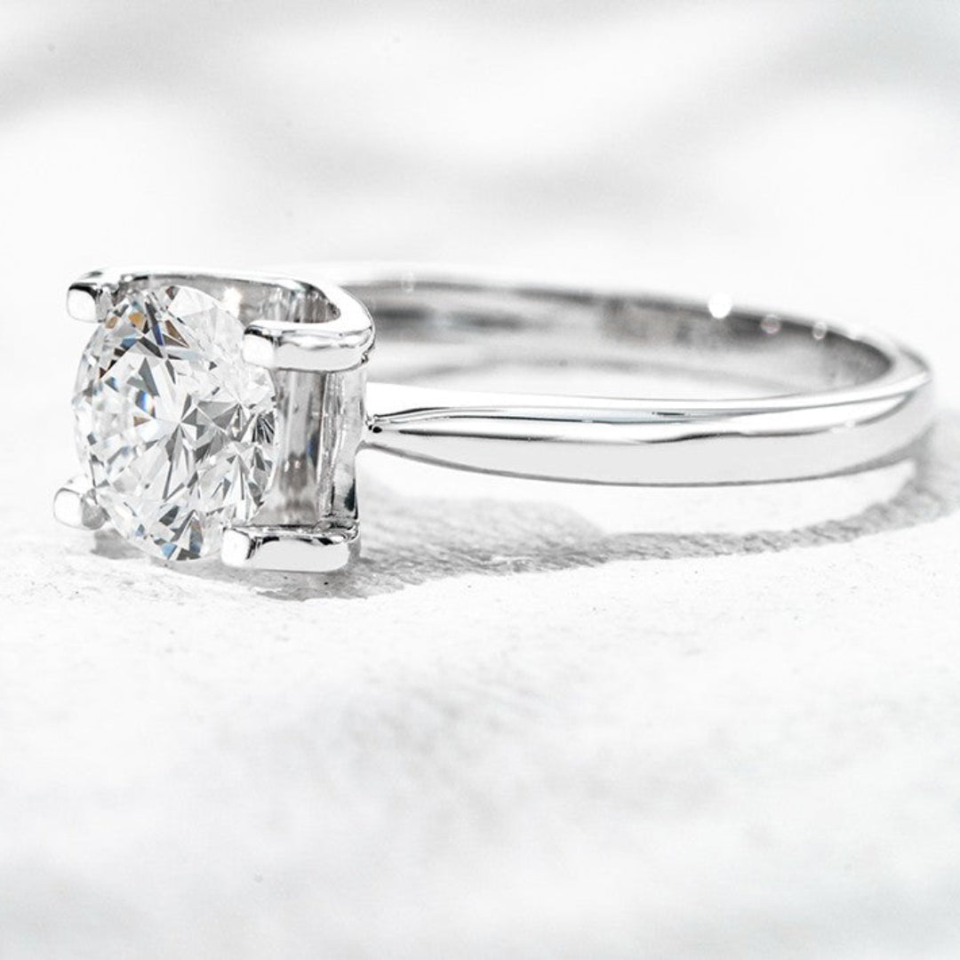 18K White Gold 1.01ct Lab Grown Diamond Bull Head Solitaire Ring